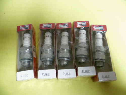 Champion Spark plugs RJ6C quantity set of 5